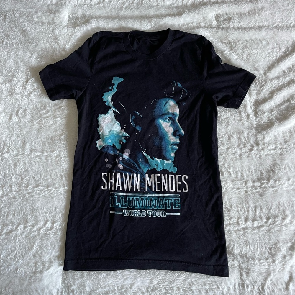 Shawn Mendes tour shirt